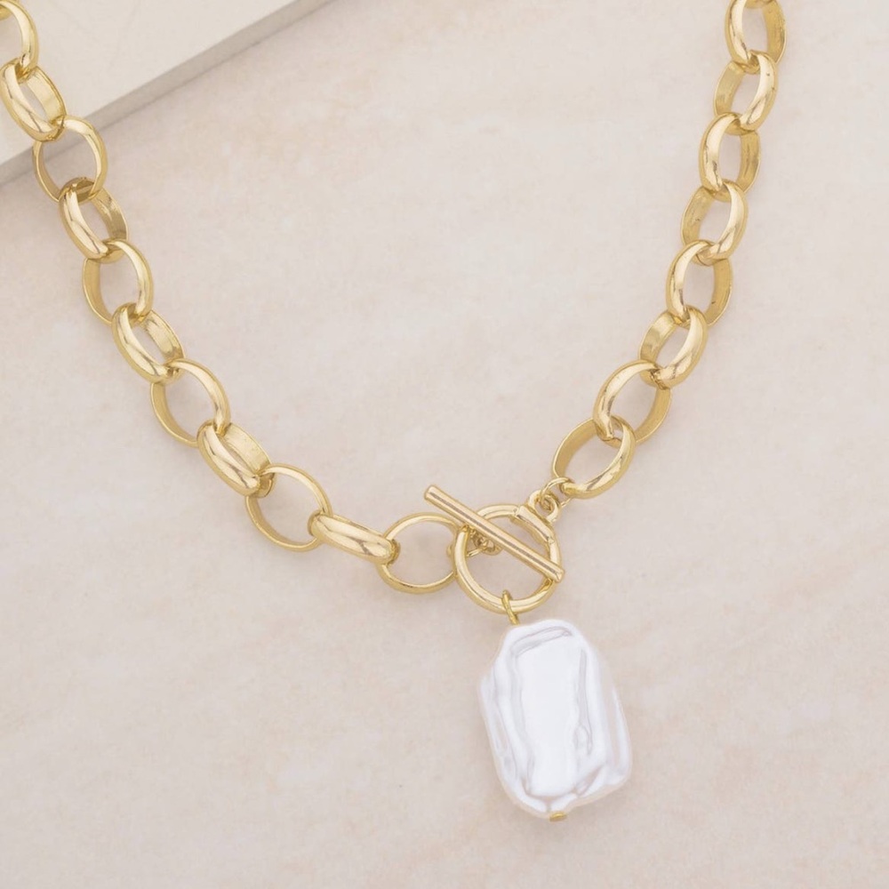 Ettika Imitation Pearl Pendant Gold Chain Necklace